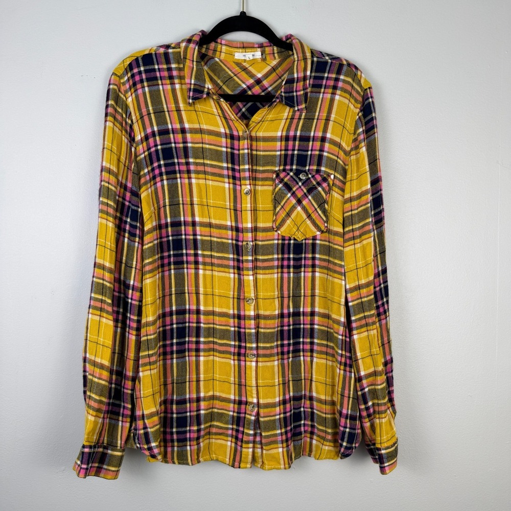 Maurices Shirt Womens Large Yellow Plaid Rayon Long Sleeve Collared Button-Up